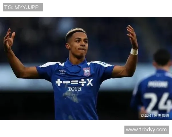 德比队与伊普斯维奇的激烈对决揭示英冠联赛的竞争魅力与球队实力较量